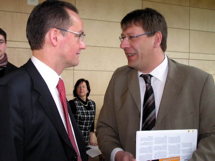 MdB Gunther Krichbaum und der Neulinger Brgermeister Michael Schmidt
